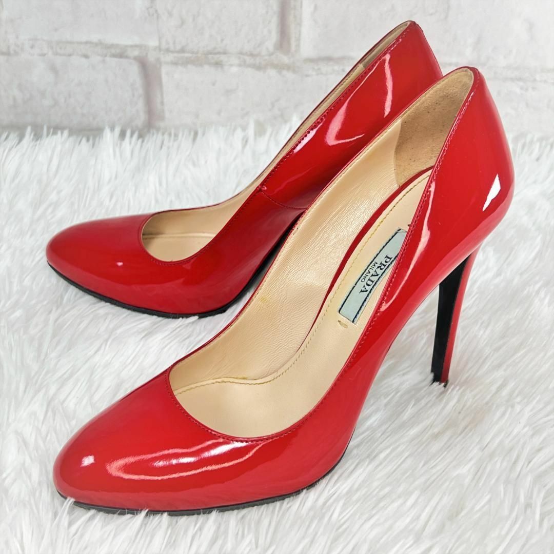 極美品●PRADA ラウンドトゥ ピンヒール 23.5cm パンプス 赤 プラダ