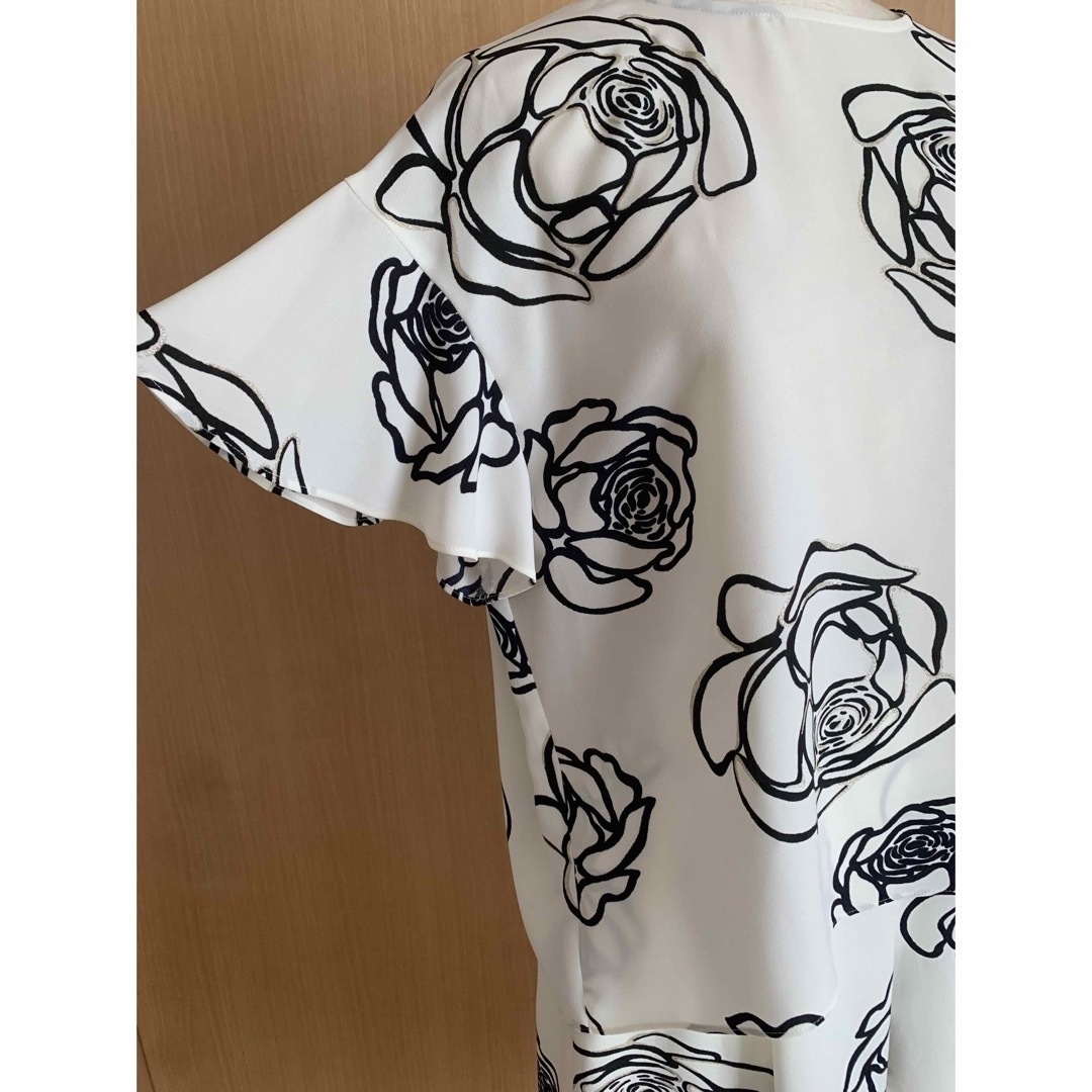 Grace Class - 美品 GRACE Class ローズプリントトップワイド Grace Class - 美品 GRACE Class ローズプリントトップワイド