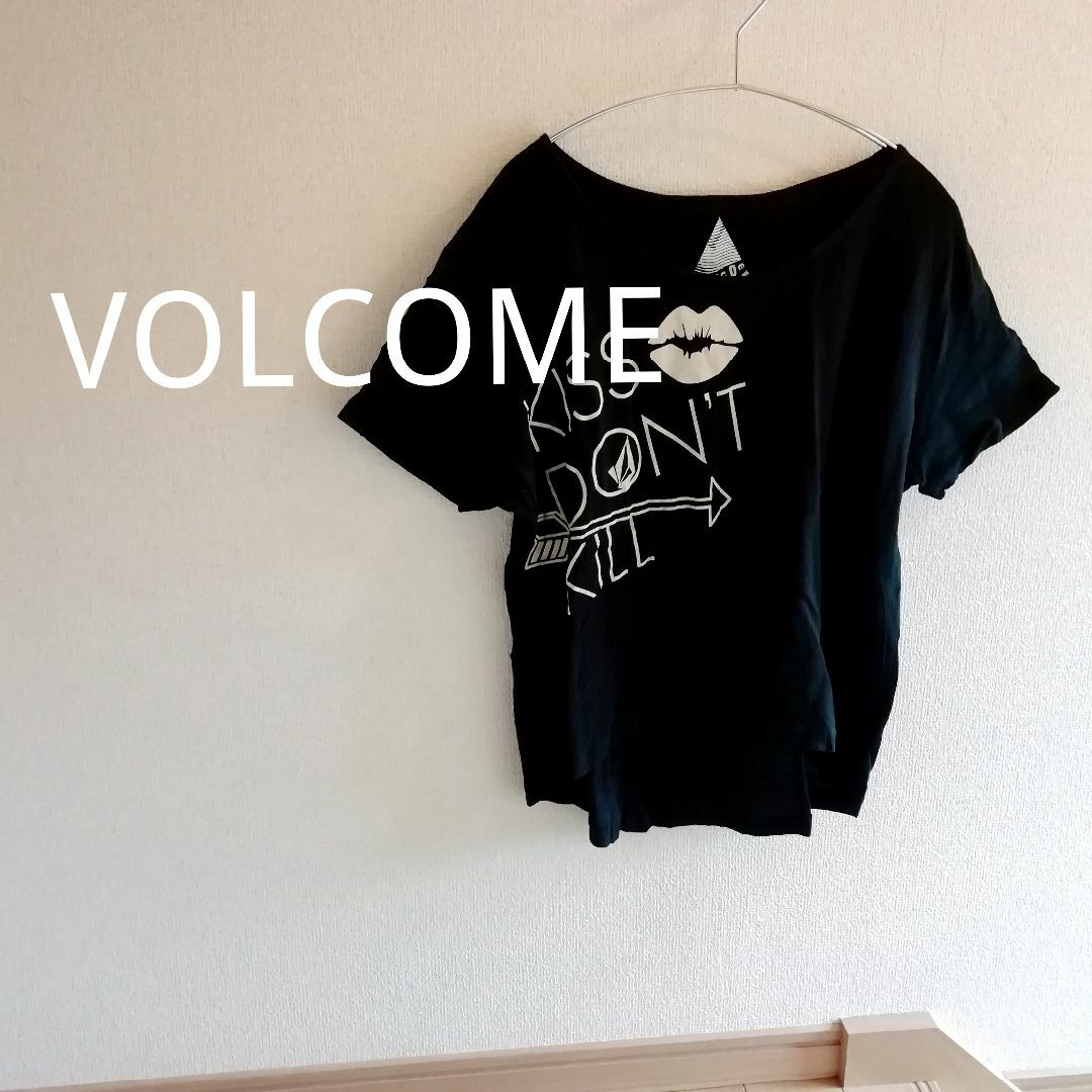 volcom(ボルコム)のVOLCOM ショート丈 黒 ブラック 半袖 コットン Tシャツ 綿 カジュアル レディースのトップス(Tシャツ(半袖/袖なし))の商品写真