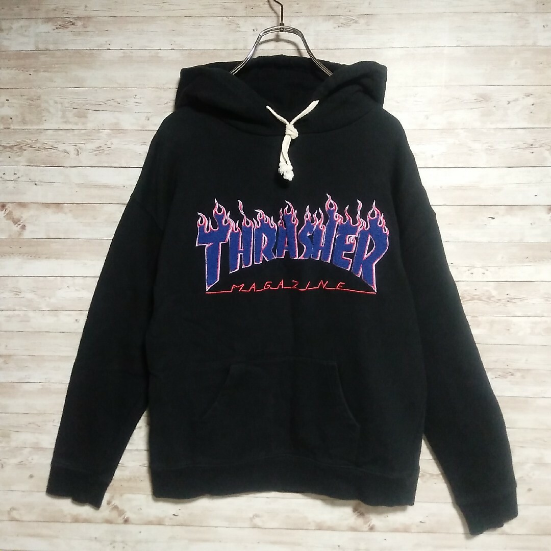 THRASHER パーカー ファイヤーパターン 刺繍ロゴ 立体ロゴ 黒 M