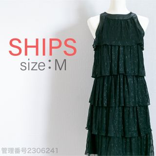 シップス(SHIPS)のSHIPS(シップス)ラメ入り生地使用　ノースリーブ　ティアードワンピース　黒(ひざ丈ワンピース)