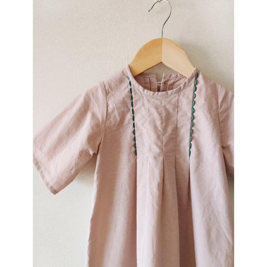 ハンドメイド子供服　ピンタックワンピース　90cm キッズ/ベビー/マタニティのキッズ服女の子用(90cm~)(ワンピース)の商品写真