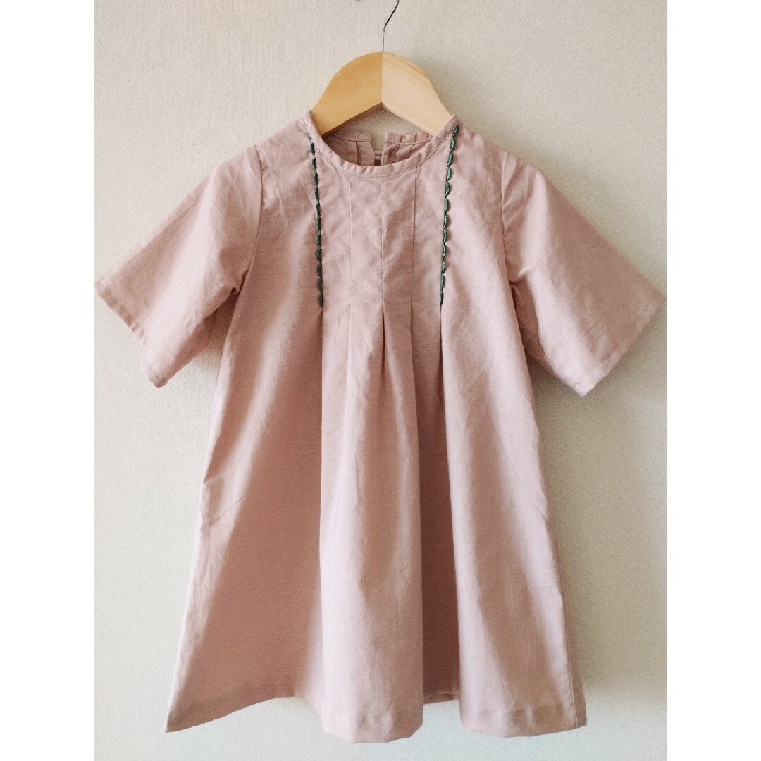 ハンドメイド子供服　ピンタックワンピース　90cm キッズ/ベビー/マタニティのキッズ服女の子用(90cm~)(ワンピース)の商品写真