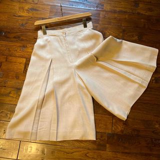 美品！オンワード Jones New York ワイドパンツ キュロット 9号(キュロット)