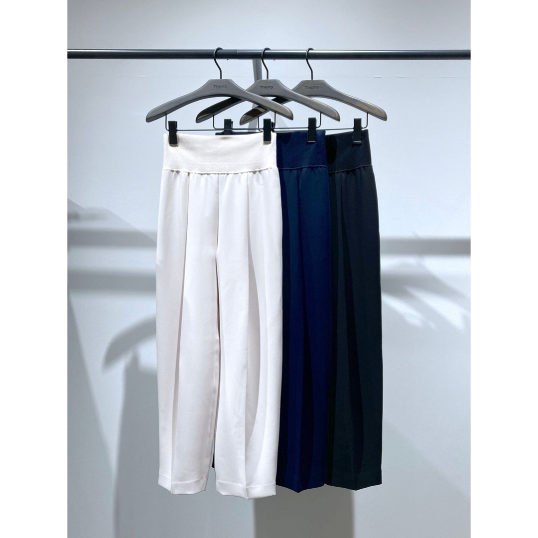 theory 21AW Crepe 重ね着風トップス キャロットパンツ セット