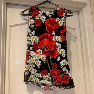 ドルチェ&ガッバーナ(DOLCE&GABBANA) 花柄 トップスの通販 84点