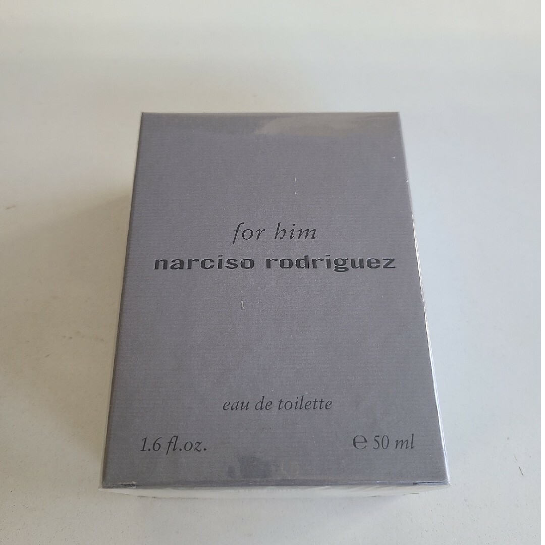 narciso rodriguez(ナルシソロドリゲス)の新品未開封ナルシソロドリゲスフォーヒムオードトワレ50ml コスメ/美容の香水(香水(男性用))の商品写真