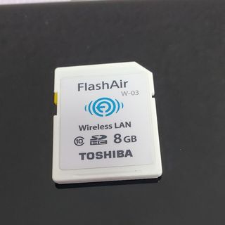 トウシバ(東芝)の値下げしました。FlashAIR(デジタル一眼)