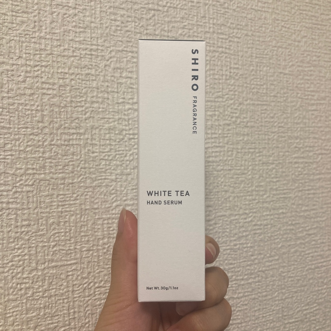 shiro(シロ)のshiro ホワイトティーハンド美容液 コスメ/美容のボディケア(ハンドクリーム)の商品写真