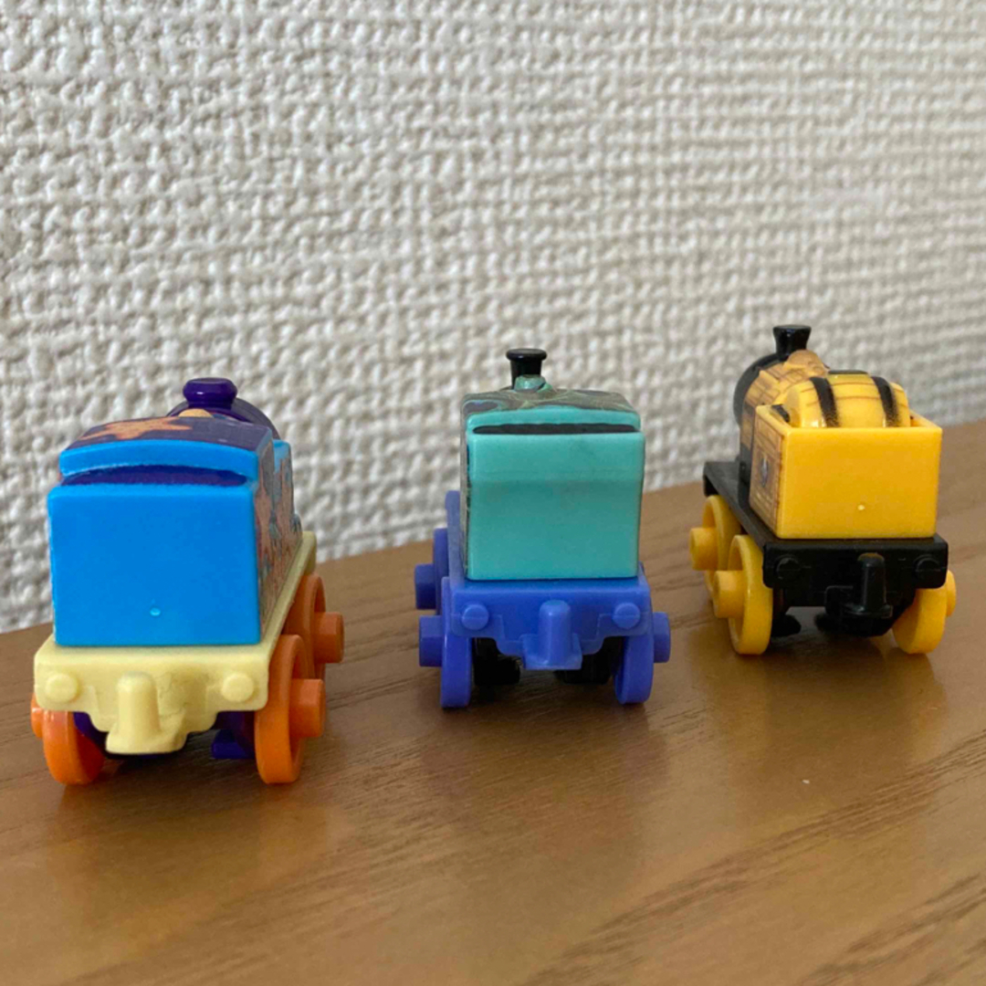 トーマス エンタメ/ホビーのおもちゃ/ぬいぐるみ(キャラクターグッズ)の商品写真