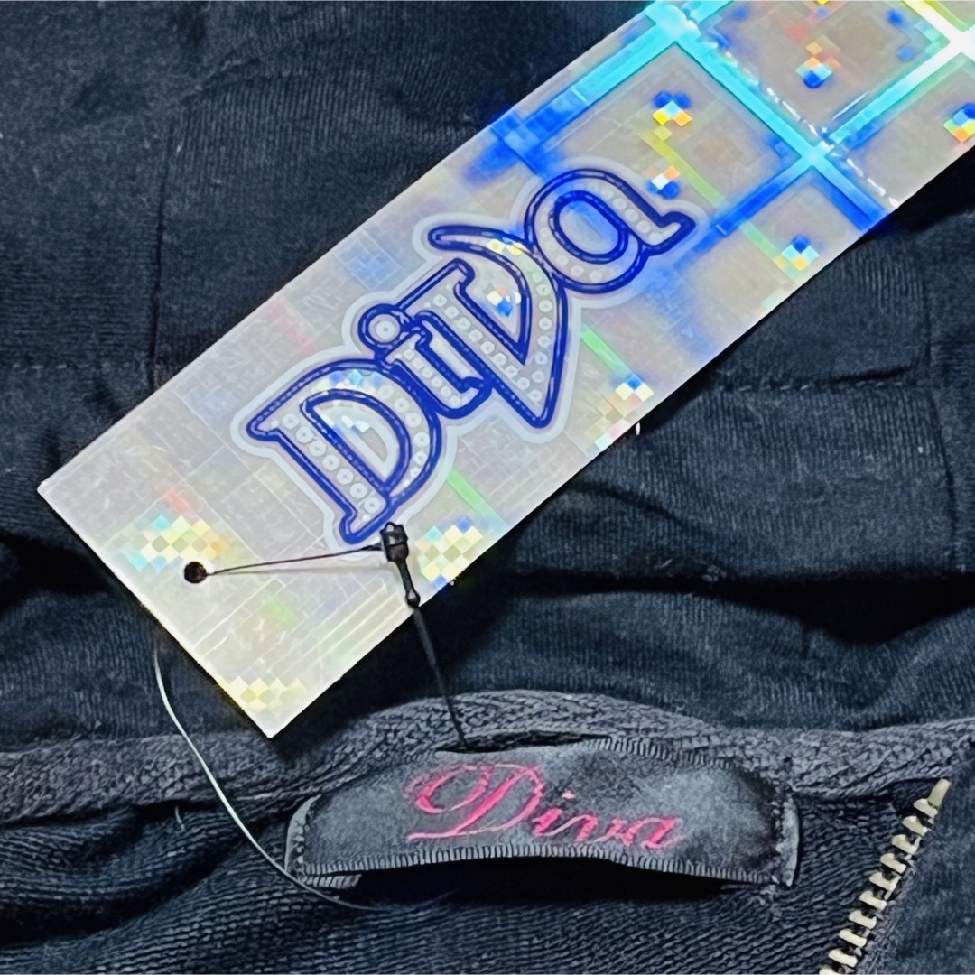 DIVAS(ディーバス)の★DIVAS★クロップドジップアップフーディジャケット★パーカー★DANCE衣装 レディースのトップス(パーカー)の商品写真