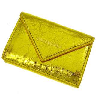 【美品】PRADA 三つ折り財布　エナメル　光沢　イエロー　黄色　金　ゴールド