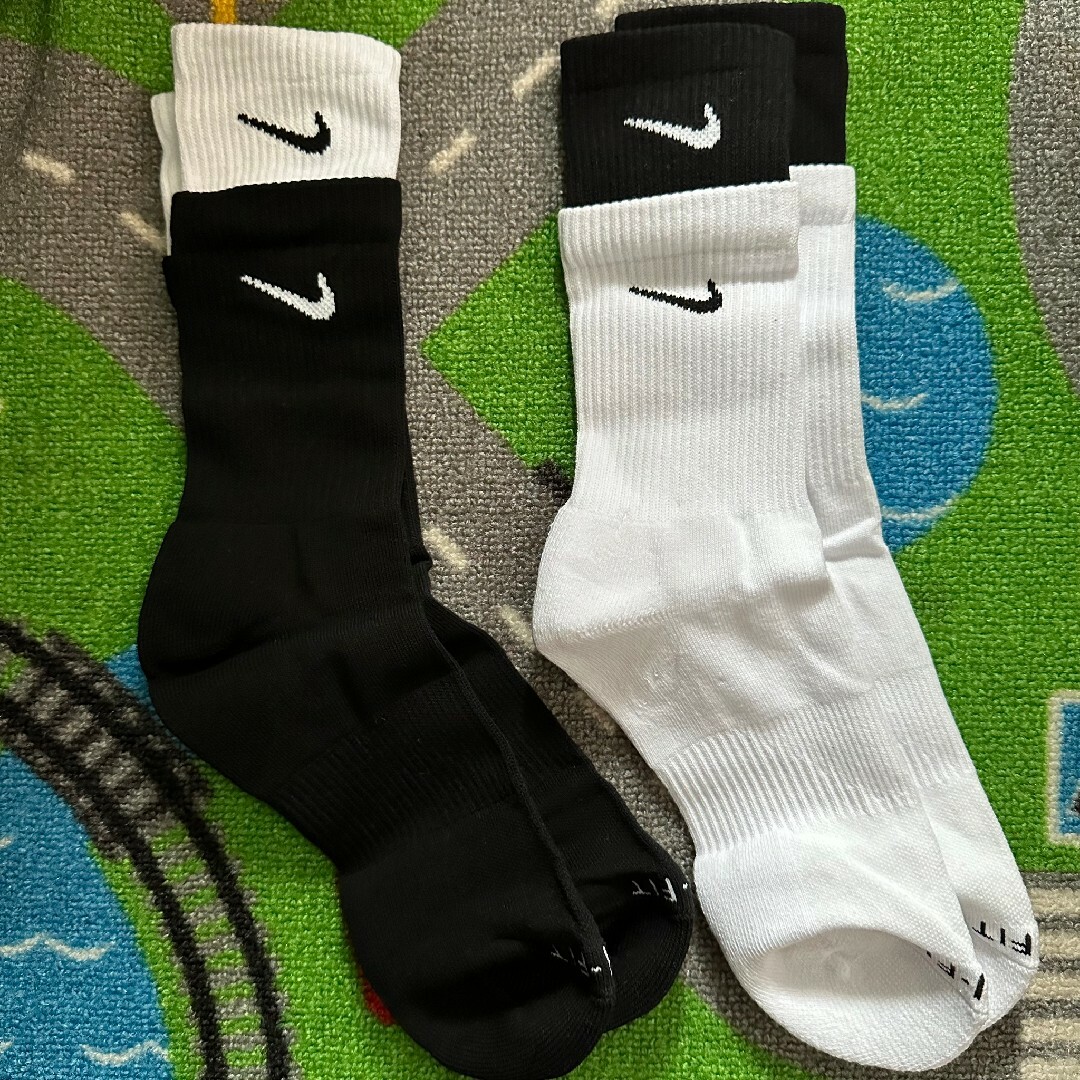 NIKE(ナイキ)のnike 靴下　ソックス メンズのレッグウェア(ソックス)の商品写真