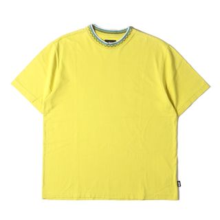 ステューシー(STUSSY)のSTUSSY ステューシー Tシャツ サイズ:M リブデザイン クルーネック 半袖 Tシャツ イエロー トップス カットソー コットン ストリート ブランド 厚手 【メンズ】【中古】【美品】(Tシャツ/カットソー(半袖/袖なし))