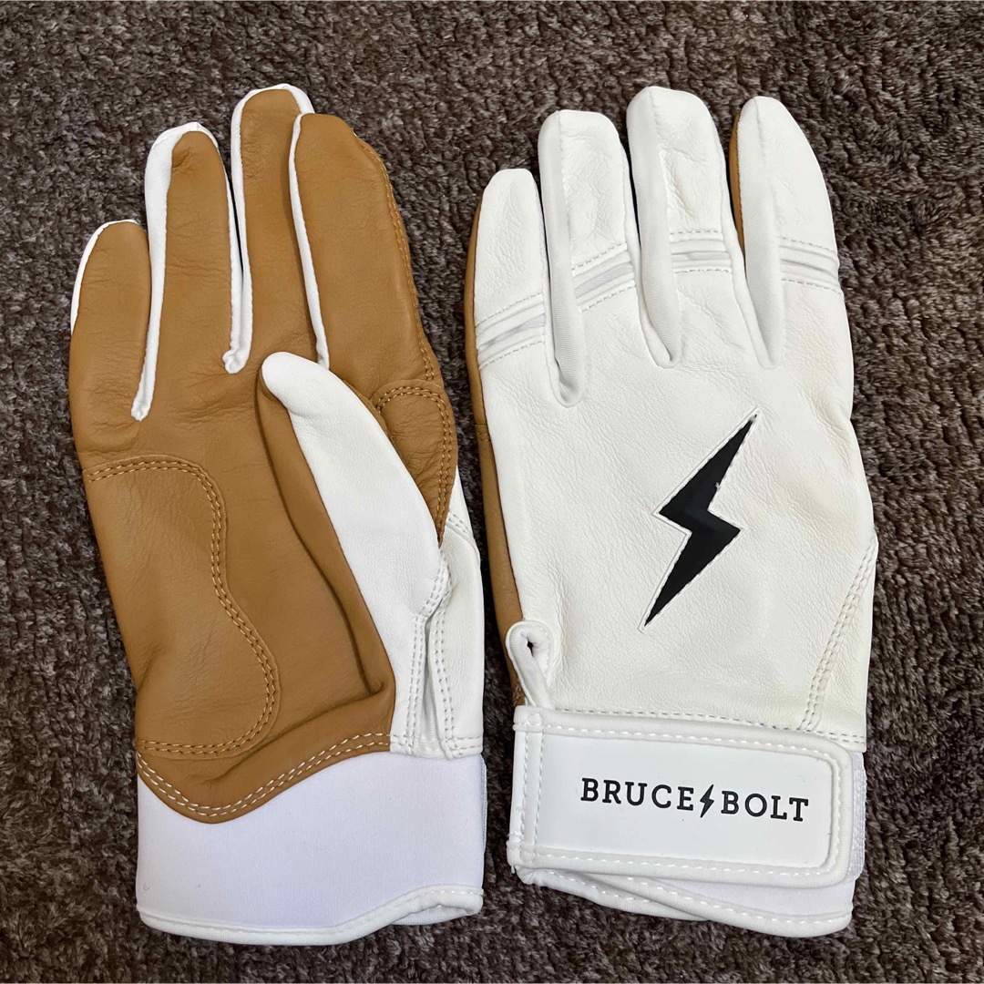 BRUCE BOLT PREMIUM PRO バッティンググローブ