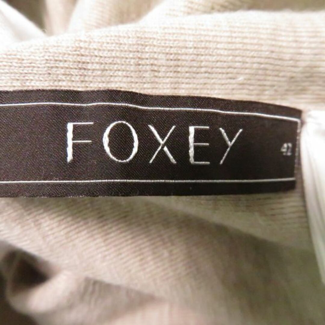 FOXEY(フォクシー)のFOXEY フォクシー 39603 マイフェイバリット ニット 1点 ブラウン 42 ウール100％ Vネック トップス レディース AM4661A71  レディースのトップス(ニット/セーター)の商品写真