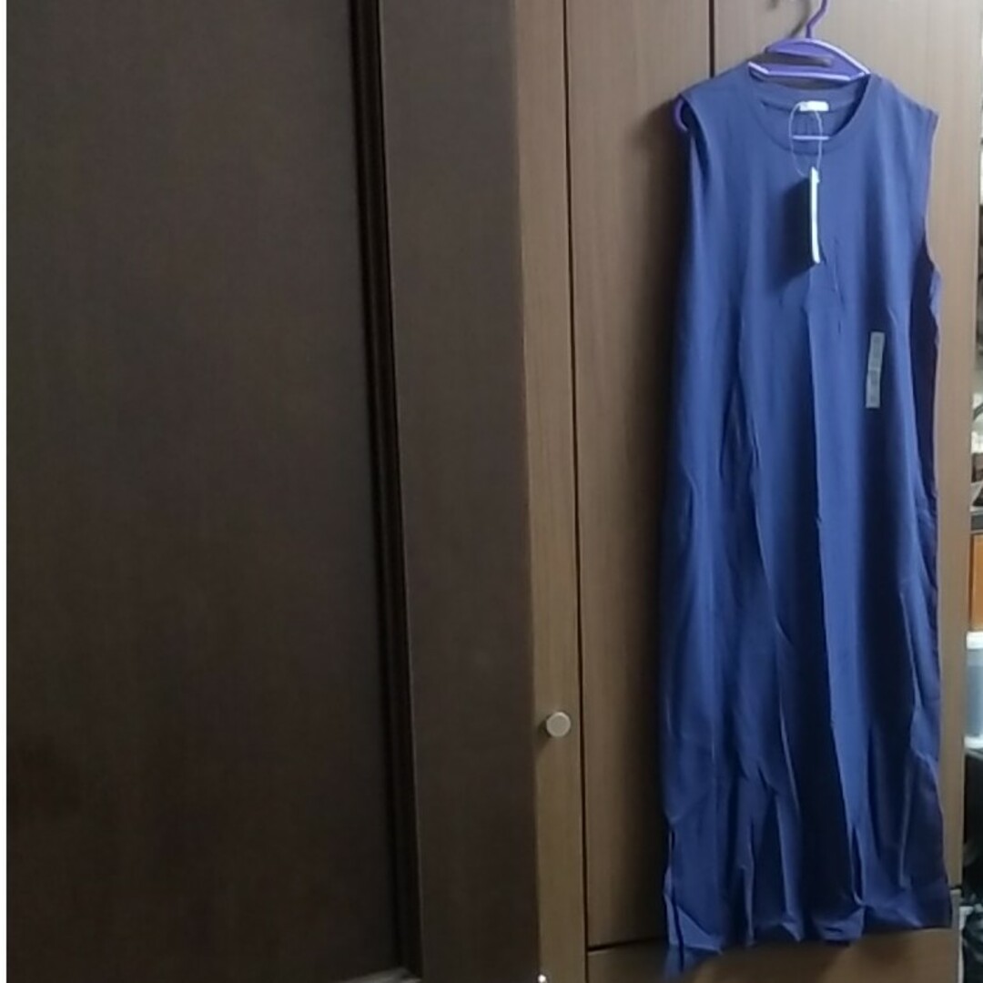 GU(ジーユー)の♡GU♡Iラインワンピース♡ブルー♡Mサイズ♡ レディースのワンピース(ロングワンピース/マキシワンピース)の商品写真