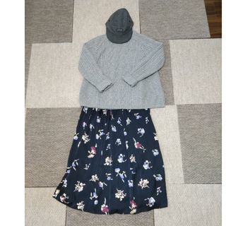 スピックアンドスパン 花柄スカート ロングスカート/マキシスカートの スピックアンドスパン 花柄スカート ロングスカート/マキシスカートの
