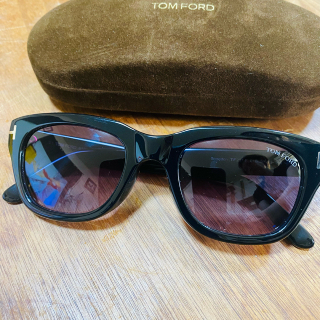 TOM FORD(トムフォード)のトムフォード　サングラス メンズのファッション小物(サングラス/メガネ)の商品写真