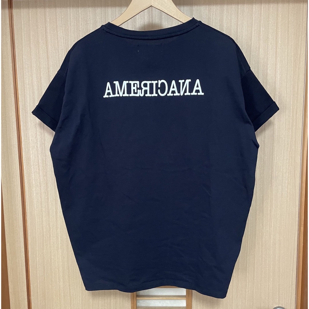 AMERICANA(アメリカーナ)の美品　アメリカーナ　Tシャツ　ネイビー　バックプリント レディースのトップス(Tシャツ(半袖/袖なし))の商品写真