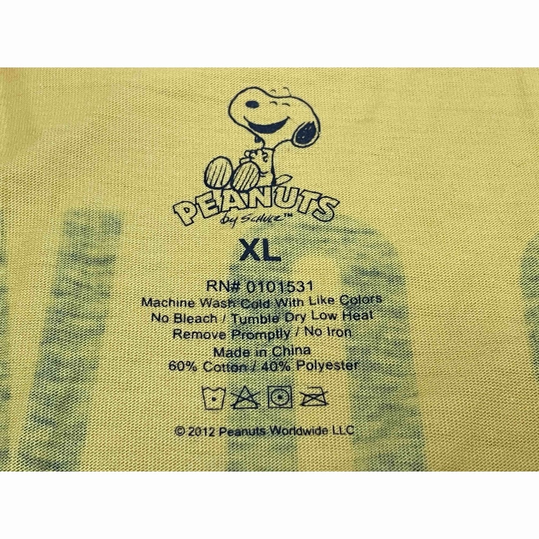 PEANUTS(ピーナッツ)の【ピーナッツ】Tシャツ⑩ XLサイズ エンタメ/ホビーのおもちゃ/ぬいぐるみ(キャラクターグッズ)の商品写真