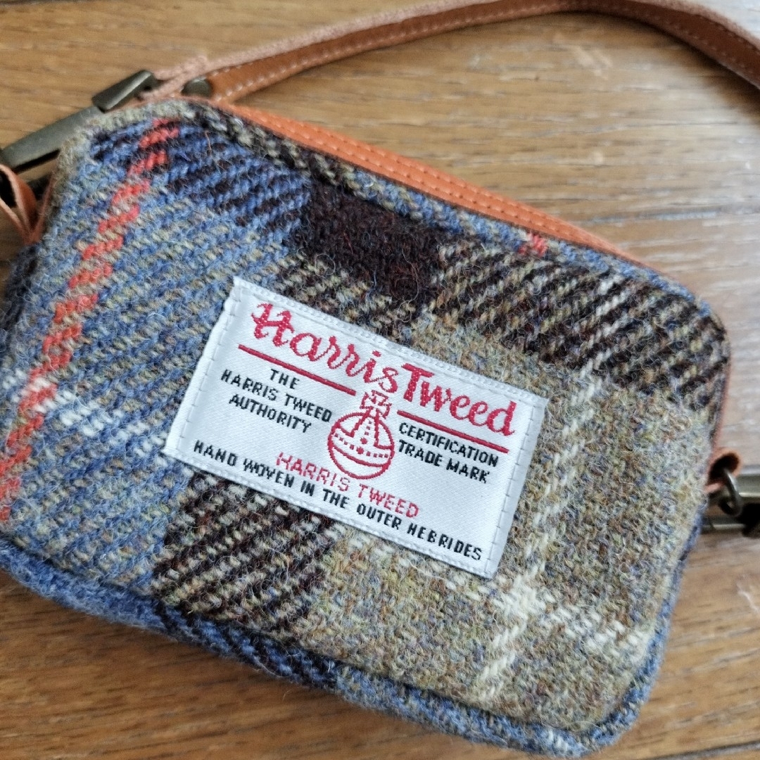 Harris Tweed(ハリスツイード)のハリスツィート　カメラケース スマホ/家電/カメラのスマホ/家電/カメラ その他(その他)の商品写真