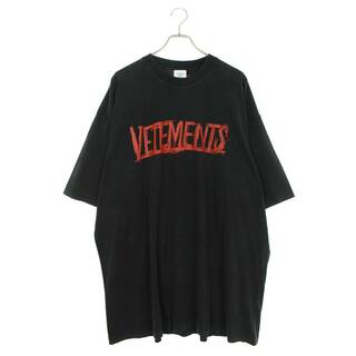 ヴェトモン(VETEMENTS)のヴェトモン  23AW  UE54TR430B ワールドツアーロゴプリントTシャツ メンズ M(Tシャツ/カットソー(半袖/袖なし))