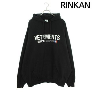 ヴェトモン(VETEMENTS)のヴェトモン  23AW  UE54HD100B ロゴプリントプルオーバーパーカー メンズ S(パーカー)