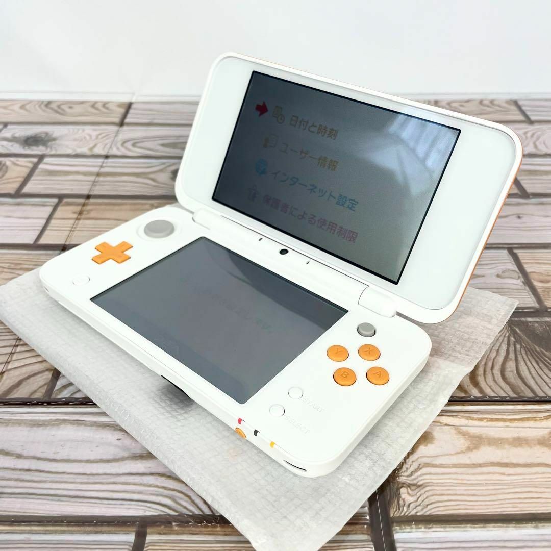 【極美品】Newニンテンドー2DS LL ホワイト×オレンジ K117