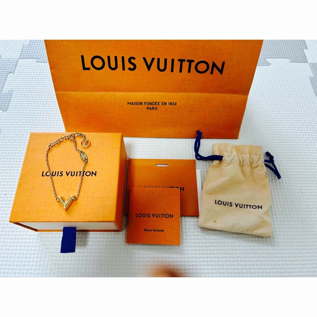 LOUISVUITTON エッセンシャルV