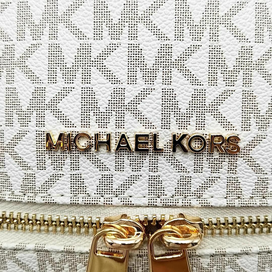 Michael Kors(マイケルコース)の超美品 マイケルコース リュック リアジップ 03-23082501 レディースのバッグ(リュック/バックパック)の商品写真