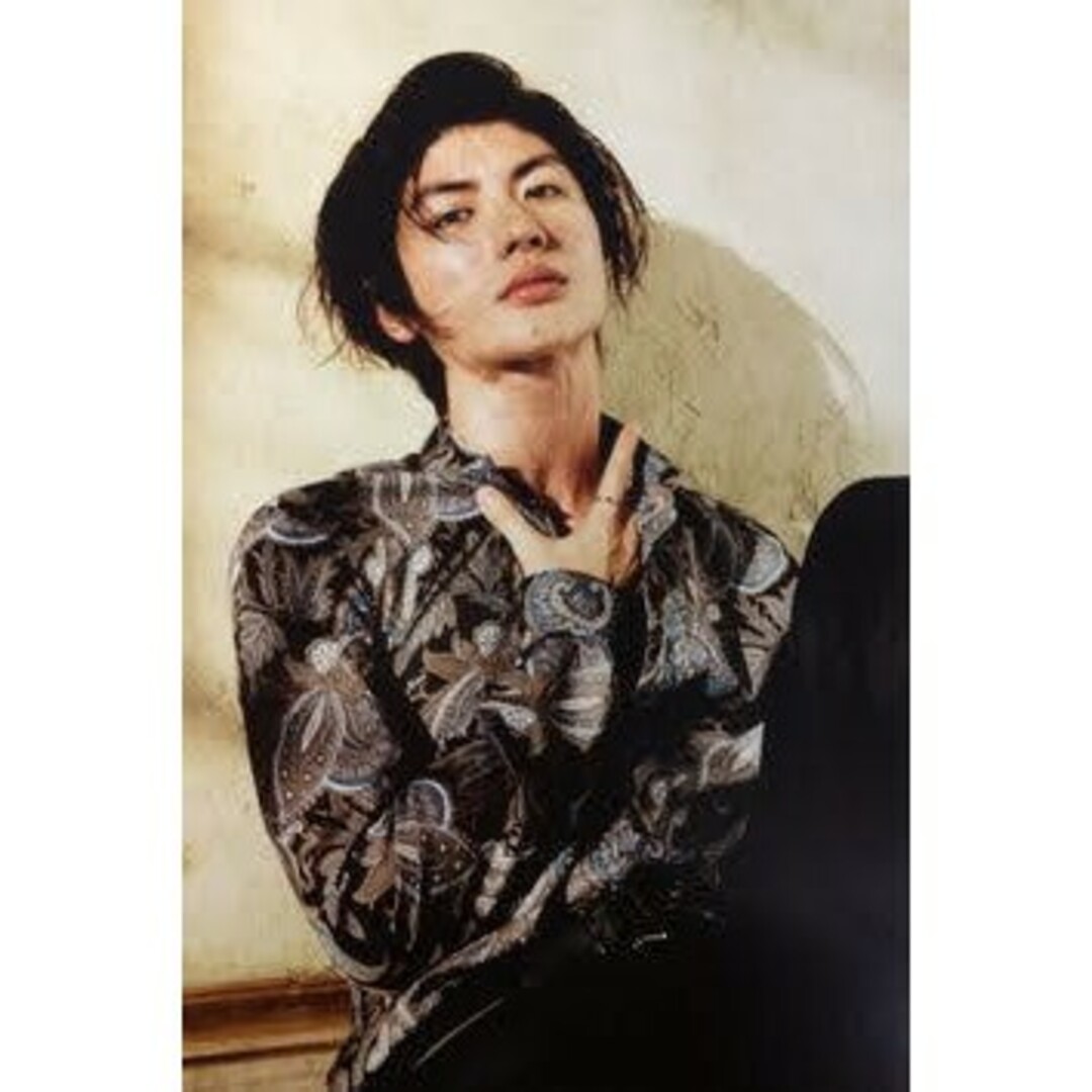 三浦春馬 2014 公式カレンダー、写真L23枚、冊子-theyoungsharks.com