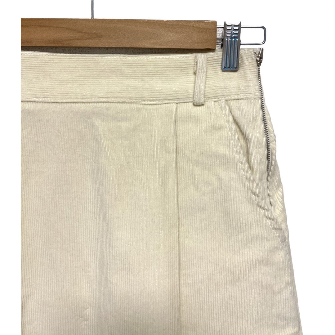 特別値下げ　"philip" コーデュロイスカート　アイボリー　ストレッチ素材 レディースのスカート(ロングスカート)の商品写真