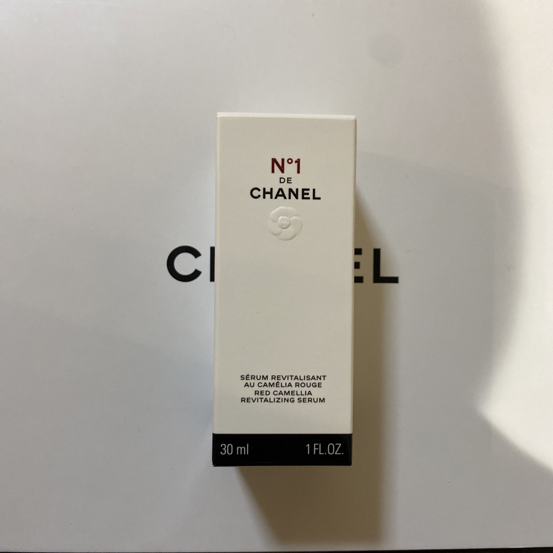 CHANEL(シャネル)のCHANEL セラム N°1 ドゥ シャネル コスメ/美容のスキンケア/基礎化粧品(美容液)の商品写真