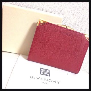 ジバンシィ(GIVENCHY)の美品▼Givenchyがま口財布▼(財布)