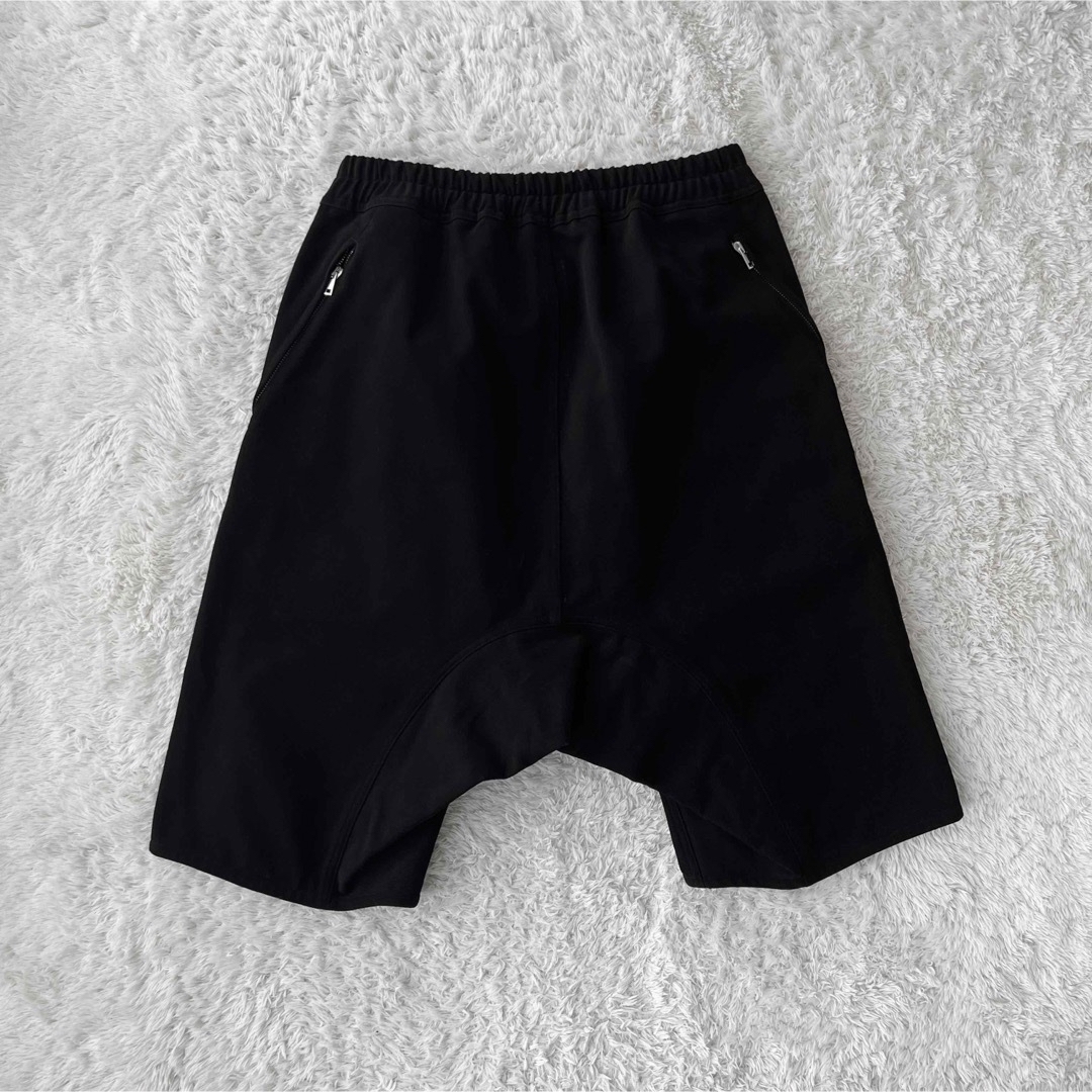 新品 リックオウエンス 22FW pods背面ジッパーショートパンツ 50 M-www