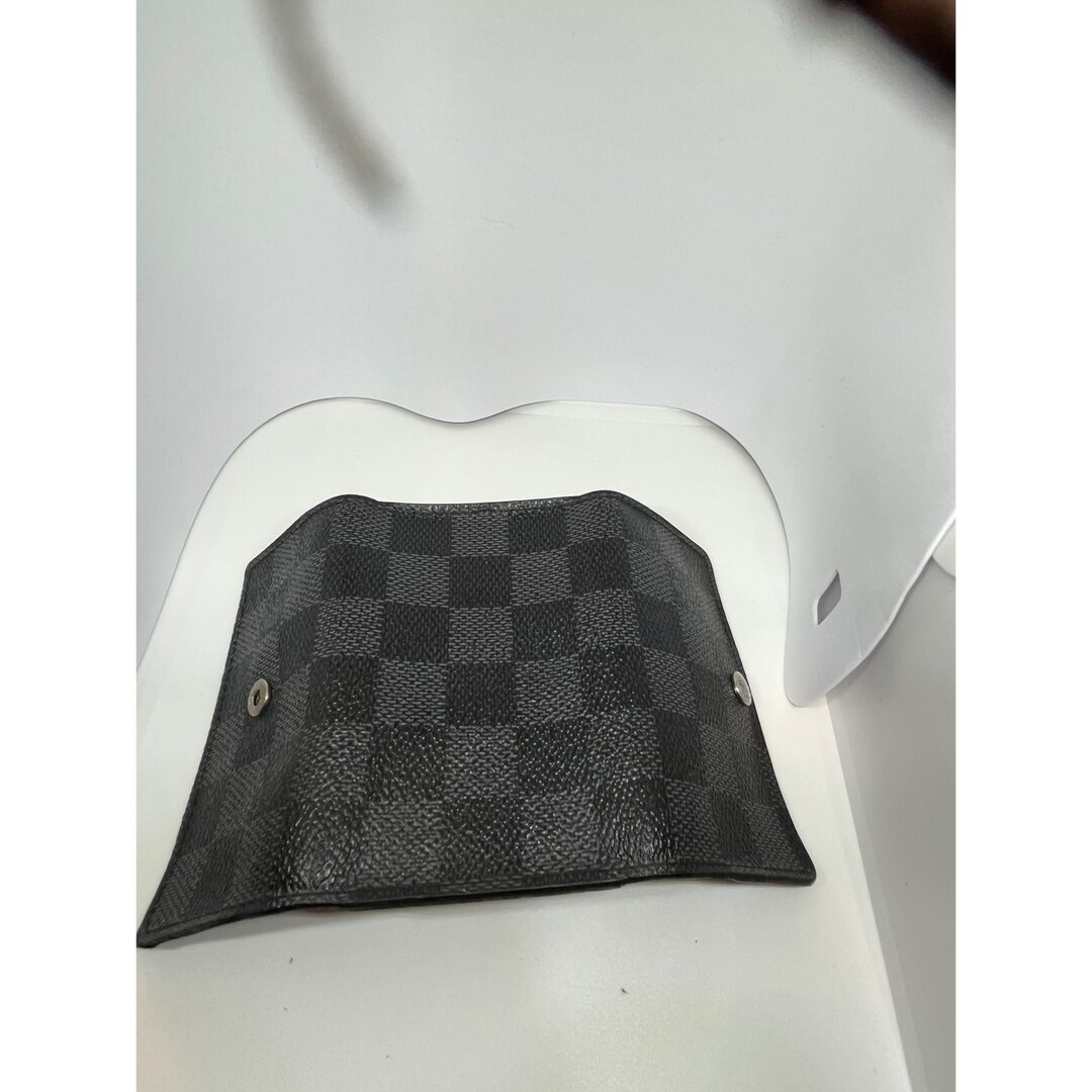 LOUIS VUITTON(ルイヴィトン)のルイヴィトン　ミュルティクレ6 グラフィット　キーケース　良品 メンズのファッション小物(キーケース)の商品写真