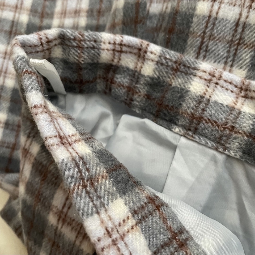 Techichi(テチチ)のTe chichi  シャギーチェックスカート　フレアスカート　秋冬　M レディースのスカート(ひざ丈スカート)の商品写真