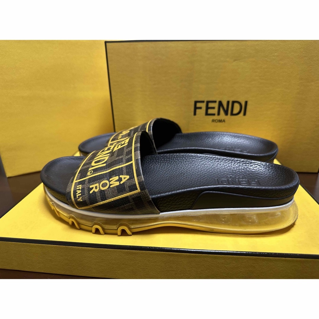 フェンディ FENDI ロゴ スリッパ 室内 ルームシューズ 靴 フラット 靴その他 レザー ブラック 美品