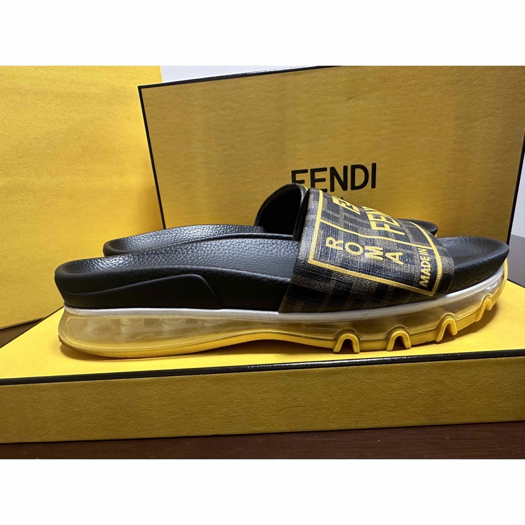 フェンディ FENDI ロゴ スリッパ 室内 ルームシューズ 靴 フラット 靴その他 レザー ブラック 美品