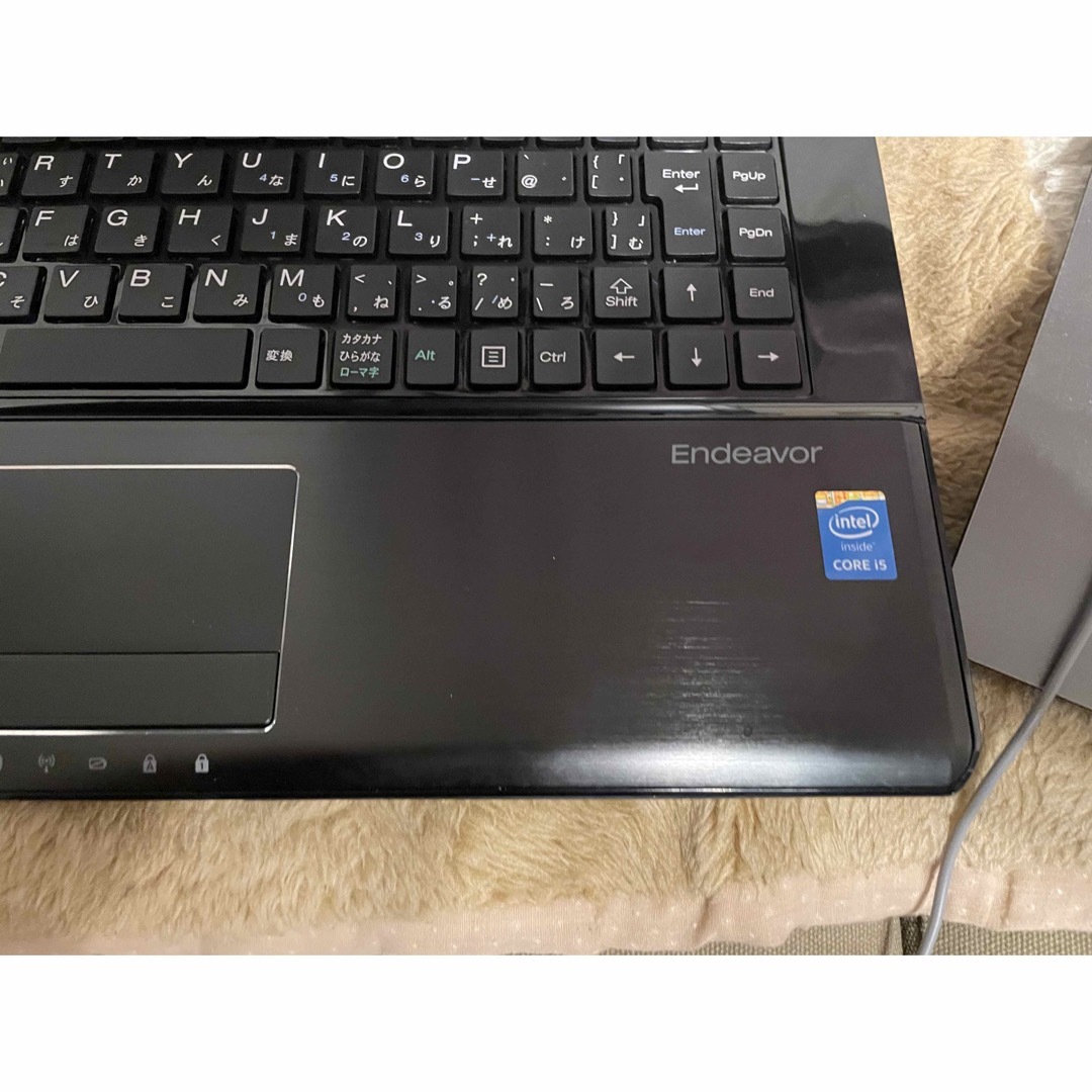 Endeavor NY2400S core i5
