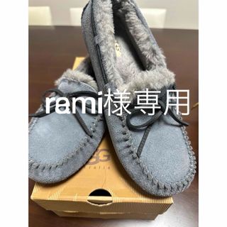 アグ(UGG)の美品アグ　UGG(スリッポン/モカシン)