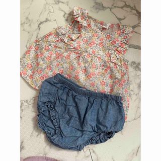 ベビーギャップ(babyGAP)のbaby gap花柄セットアップ　6-12M(シャツ/カットソー)