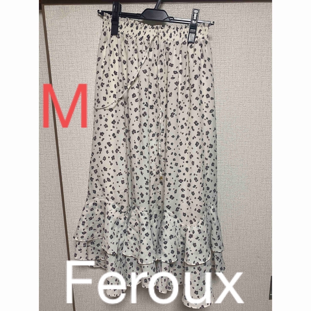 Feroux(フェルゥ)のフレアロングスカート レディースのスカート(ロングスカート)の商品写真