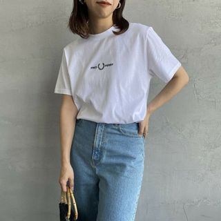 【FRED PERRY】ローレルリース刺繍 ショートスリーブTシャツ Sサイズ