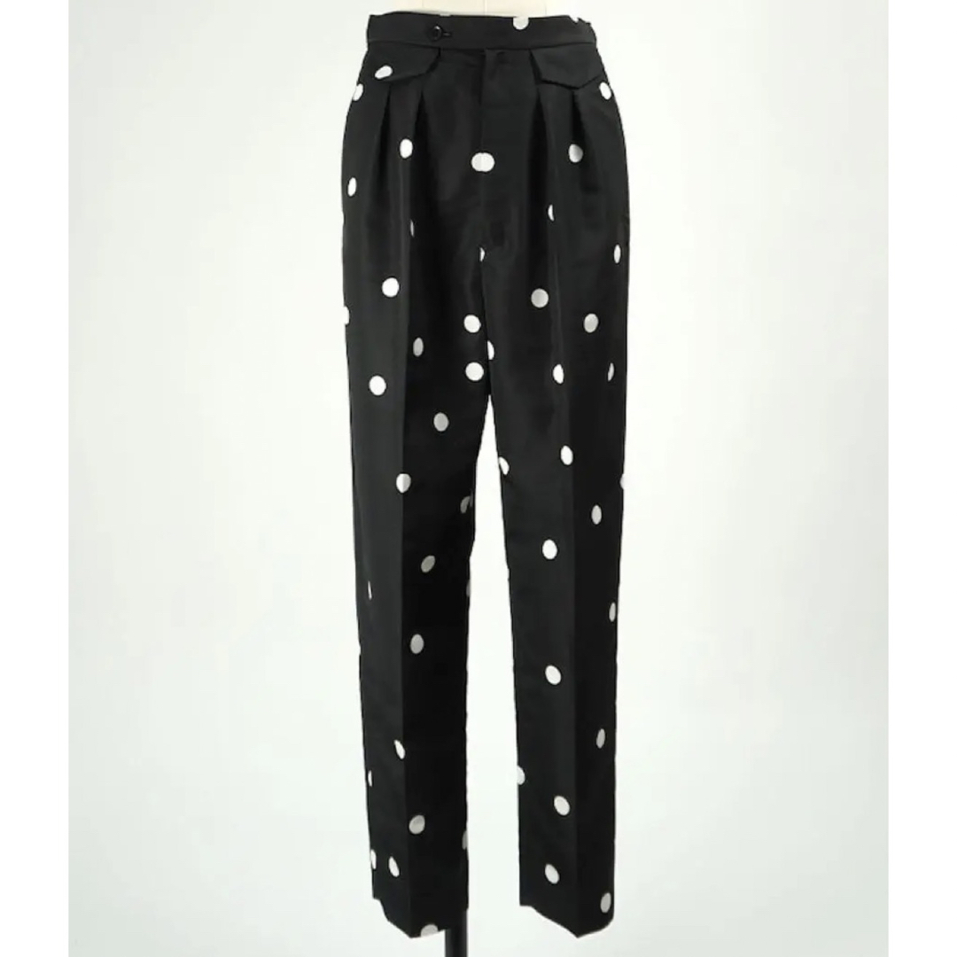 新品未使用】HYEON carrot pants ドット/ blackの通販 by いちご|ラクマ