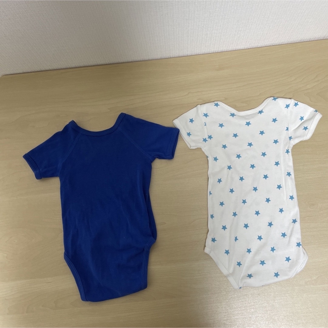 GAP(ギャップ)のロンパース　3セット　スタイ　男の子 キッズ/ベビー/マタニティのベビー服(~85cm)(ロンパース)の商品写真