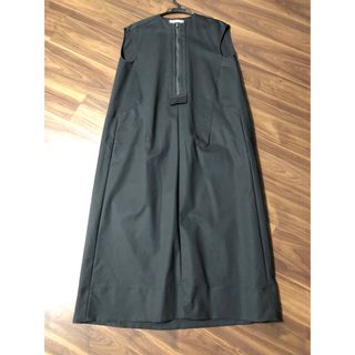 ローヘン lohen フロントZIPフォルムロングワンピース ブラックの通販