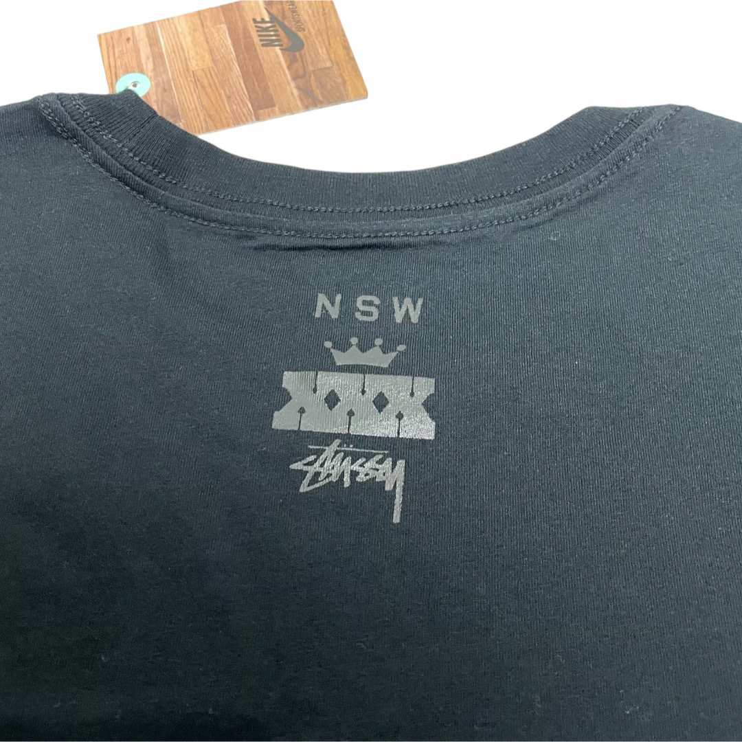 STUSSY(ステューシー)の新品 30周年 STUSSY  NIKE NSW Tシャツ L ステューシー  メンズのトップス(Tシャツ/カットソー(半袖/袖なし))の商品写真