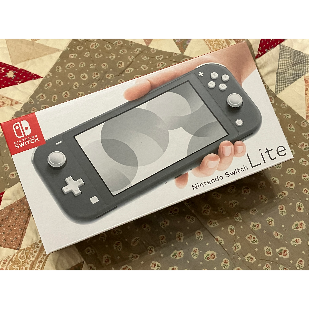 新品送料込み Nintendo Switch Liteグレー